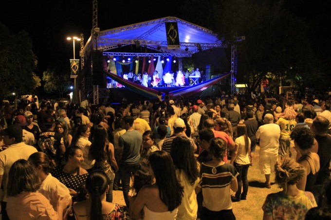 2ª Festa das Tradições leva grande público à Praça da Liberdade
