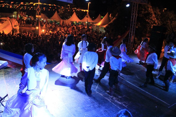 2ª Festa das Tradições leva grande público à Praça da Liberdade