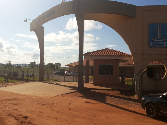 Acadêmicos da UFMS recebem apoio da SEMA em projeto