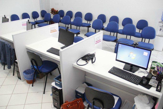 R$ 1 Milhão: Prefeitura inaugura Farmácia Municipal, Centro de Atendimento ao Cidadão e faz entrega veículos para saúde R$ 1 Milhão: Prefeitura inaugura Farmácia Municipal, Centro de Atendimento ao Cidadão e faz entrega veículos para saúde