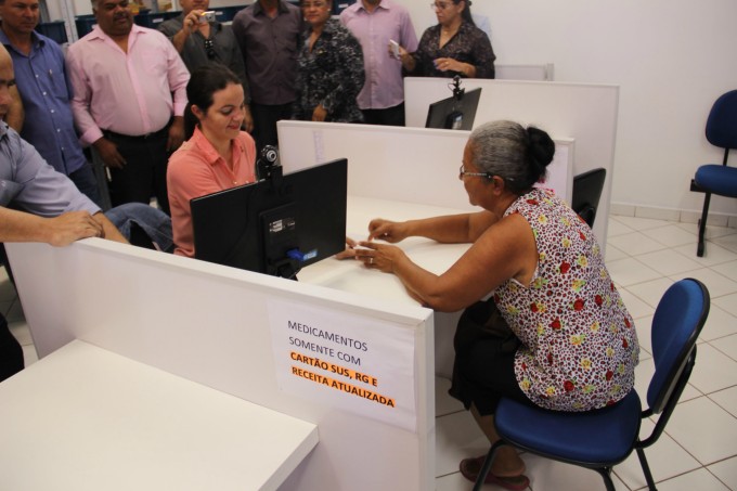 R$ 1 Milhão: Prefeitura inaugura Farmácia Municipal, Centro de Atendimento ao Cidadão e faz entrega veículos para saúde R$ 1 Milhão: Prefeitura inaugura Farmácia Municipal, Centro de Atendimento ao Cidadão e faz entrega veículos para saúde