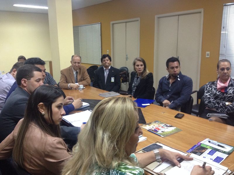 Bonito participa de reunião com a Ministra do Turismo do Paraguai Bonito participa de reunião com a Ministra do Turismo do Paraguai