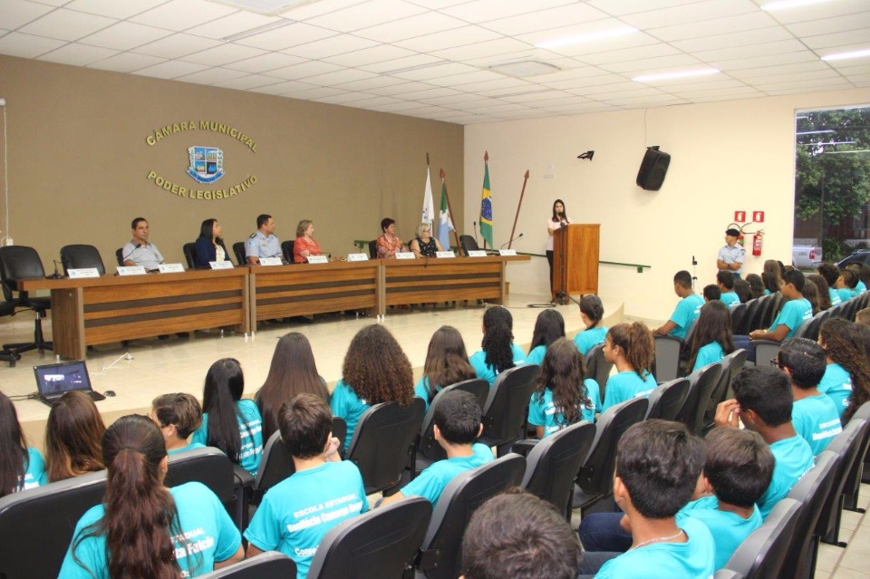 PROERD entrega certificados para alunos das escolas estaduais