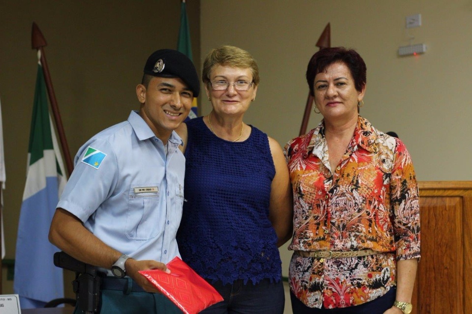 PROERD entrega certificados para alunos das escolas estaduais