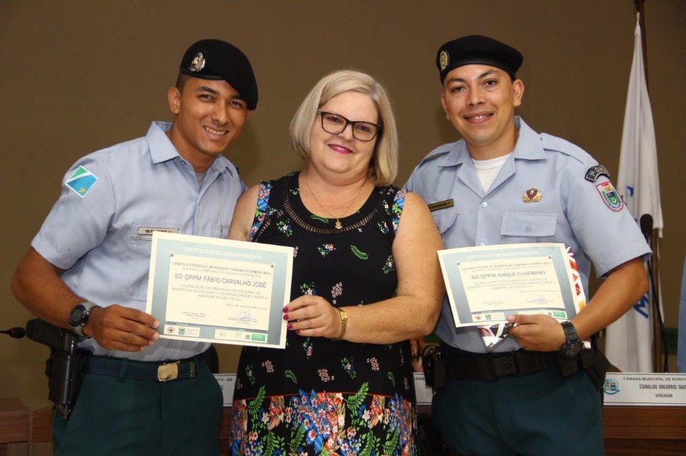 PROERD entrega certificados para alunos das escolas estaduais