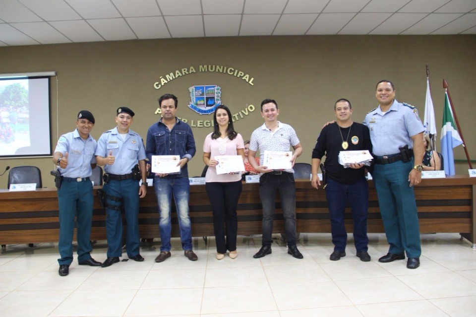 PROERD entrega certificados para alunos das escolas estaduais
