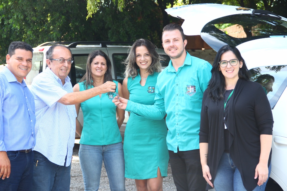 SAS recebe veículo do Ministério do Desenvolvimento Social