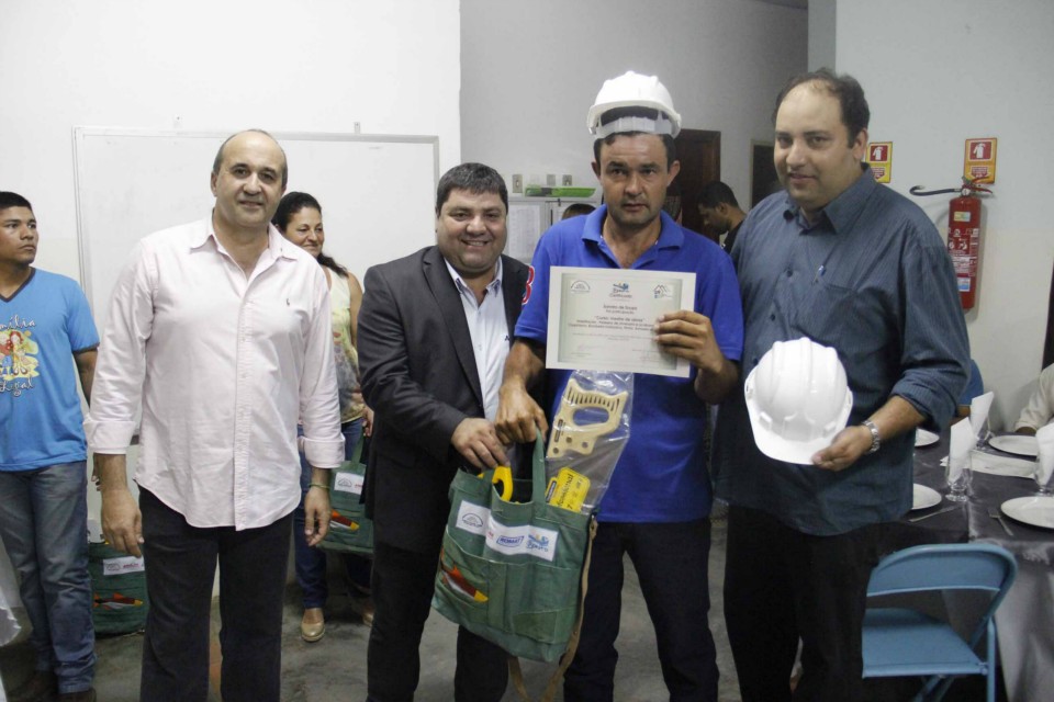 Capacitação: Bonito agora tem 35 novos mestres de obra Capacitação: Bonito agora tem 35 novos mestres de obra