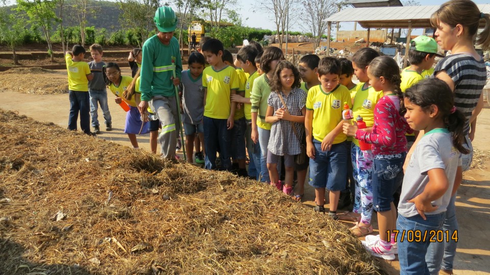 Sensibilização ambiental com o Programa Recicla Bonito