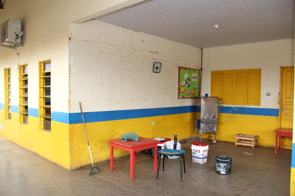 Prefeitura efetua pintura dos centros de Educação Infantil