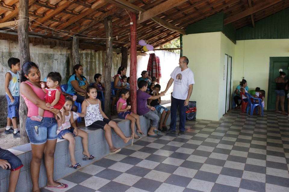 Dia das Crianças: Espetáculo emociona comunidade do Águas do Miranda Dia das Crianças: Espetáculo emociona comunidade do Águas do Miranda