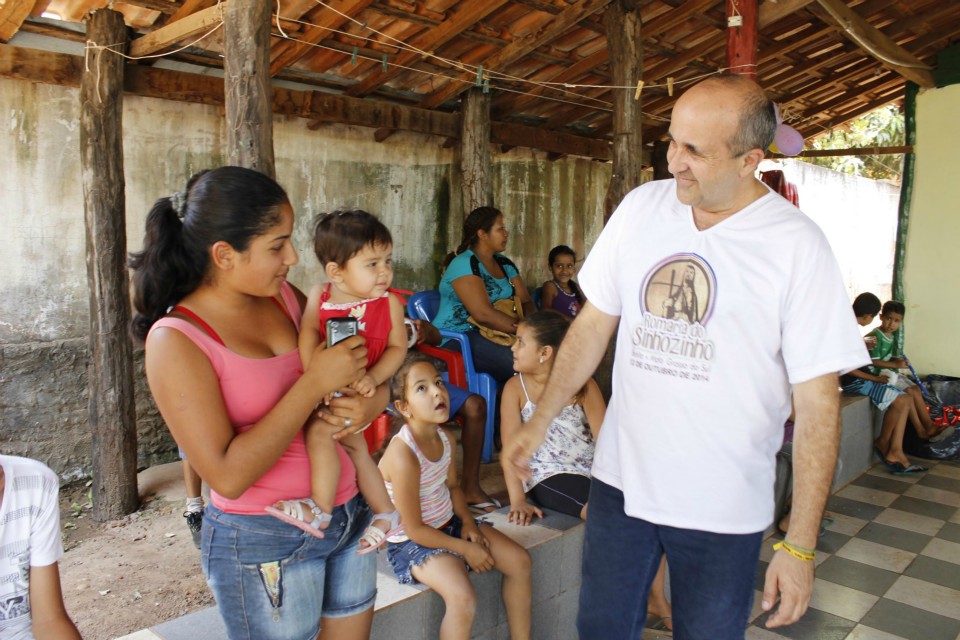 Dia das Crianças: Espetáculo emociona comunidade do Águas do Miranda Dia das Crianças: Espetáculo emociona comunidade do Águas do Miranda