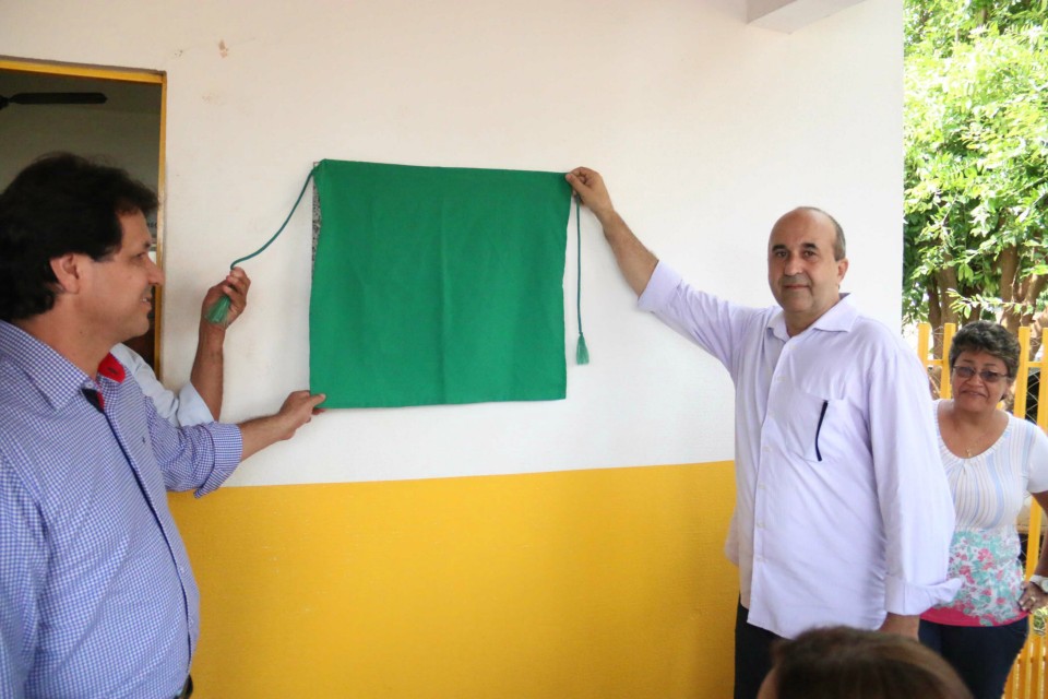 Município recebe 32 casas populares, novas instalações em saúde e uma UTI móvel