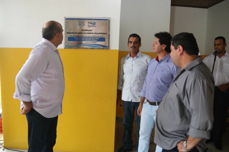 Município recebe 32 casas populares, novas instalações em saúde e uma UTI móvel