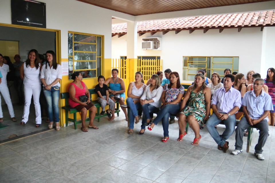 Município recebe 32 casas populares, novas instalações em saúde e uma UTI móvel