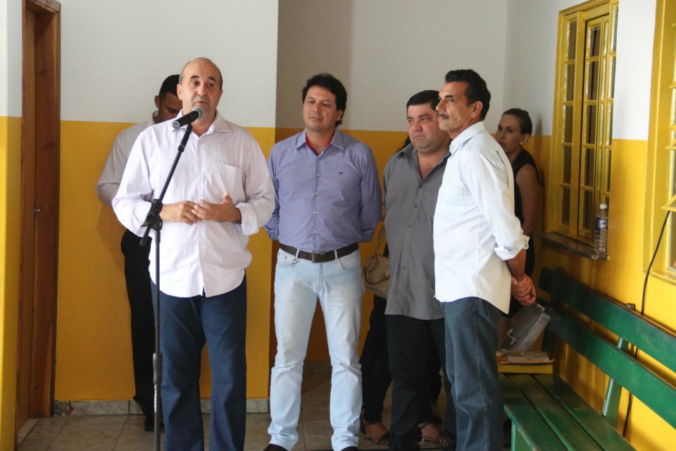 Município recebe 32 casas populares, novas instalações em saúde e uma UTI móvel
