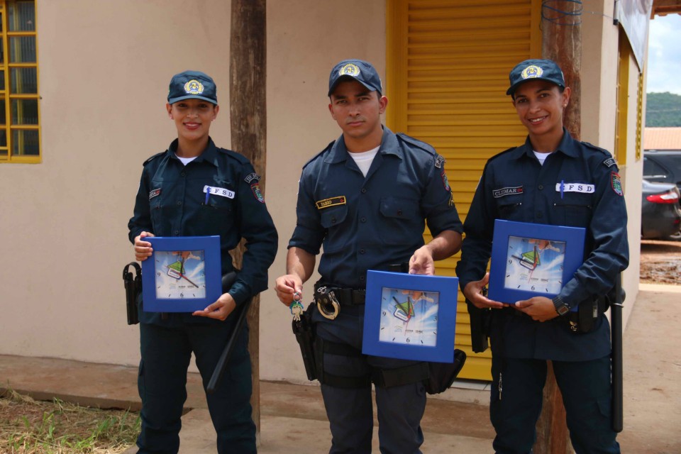 Município recebe 32 casas populares, novas instalações em saúde e uma UTI móvel