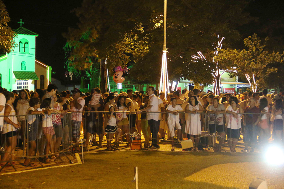 Réveillon da Prefeitura Municipal atrai 15 mil pessoas a Praça da Liberdade Réveillon da Prefeitura Municipal atrai 15 mil pessoas a Praça da Liberdade