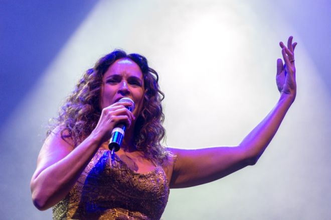 Daniela Mercury agita Festival de Bonito