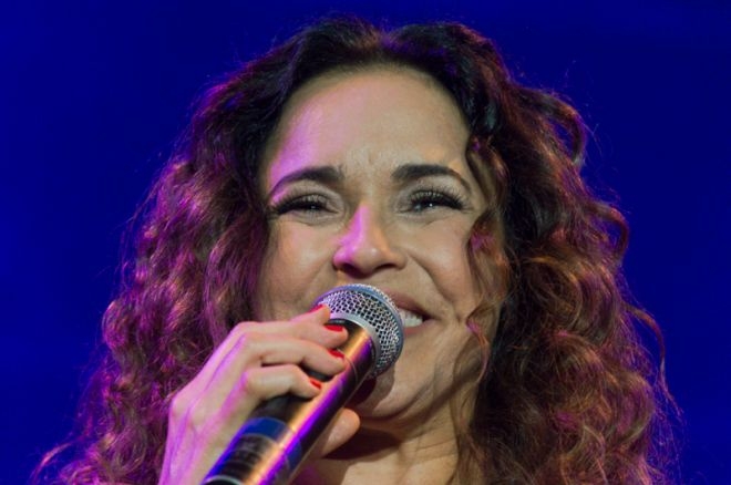 Daniela Mercury agita Festival de Bonito