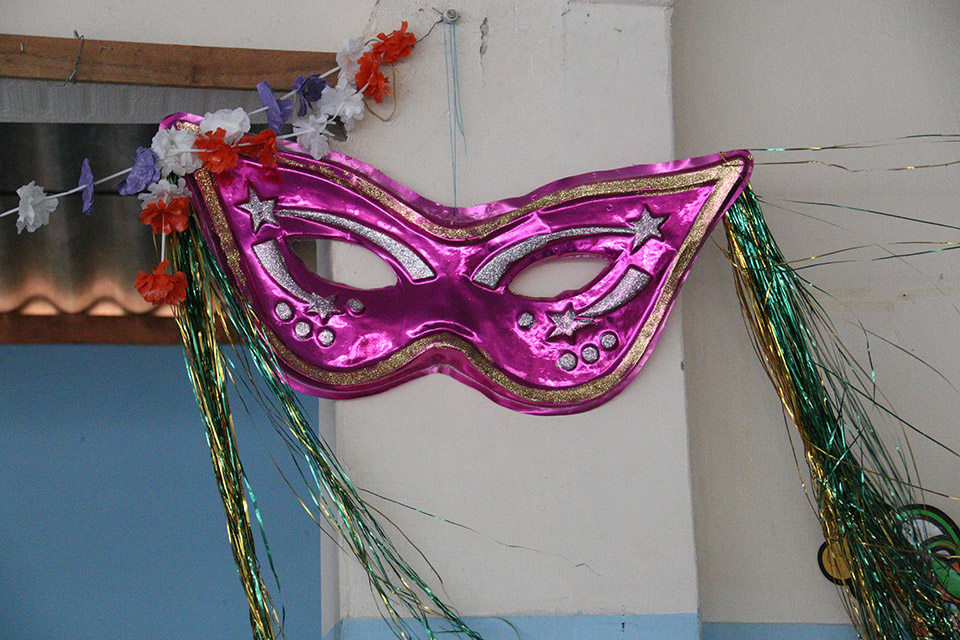 SAS realiza baile de Carnaval para idosos do município