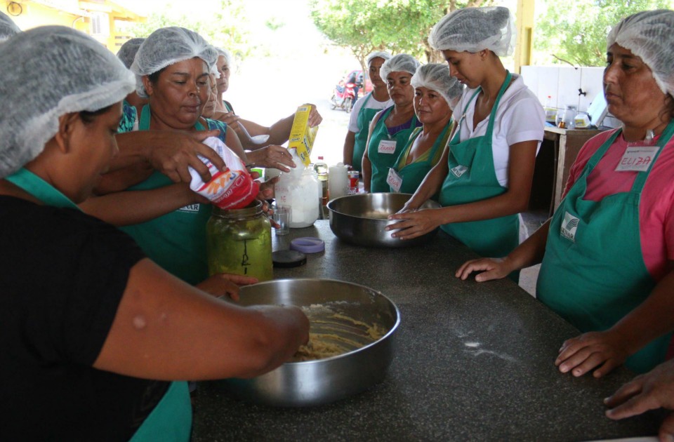 Mulheres descobrem novas possibilidades na cozinha em curso do Senar