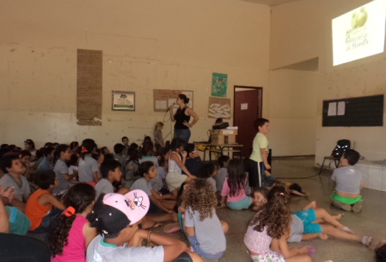 Guavira é tema de palestra de educação ambiental em Bonito (MS)