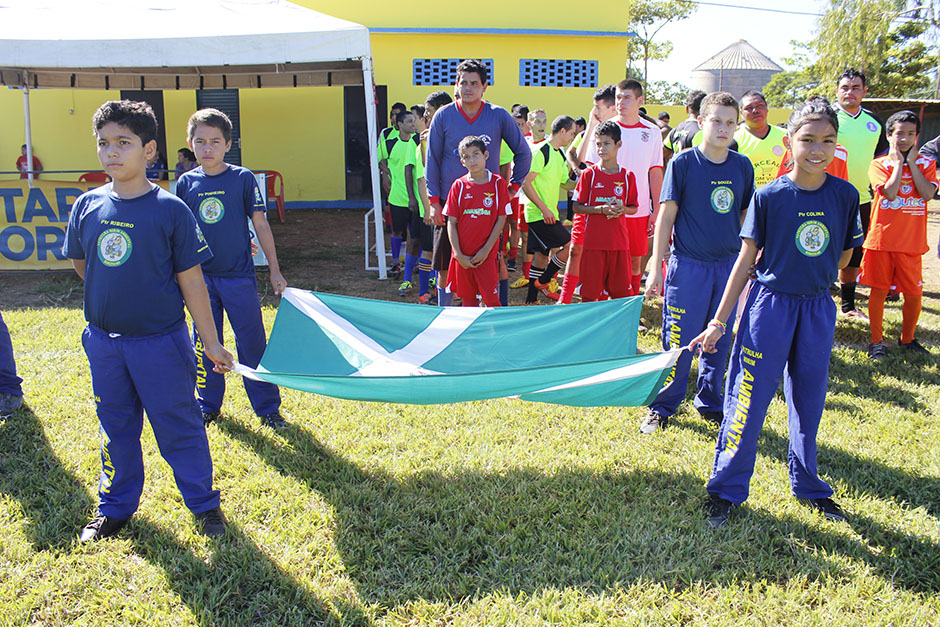 Abertura do Campeonato Bonitense de Futebol atrai 300 espectadores