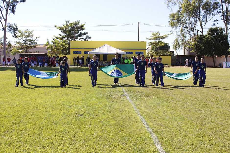 Abertura do Campeonato Bonitense de Futebol atrai 300 espectadores