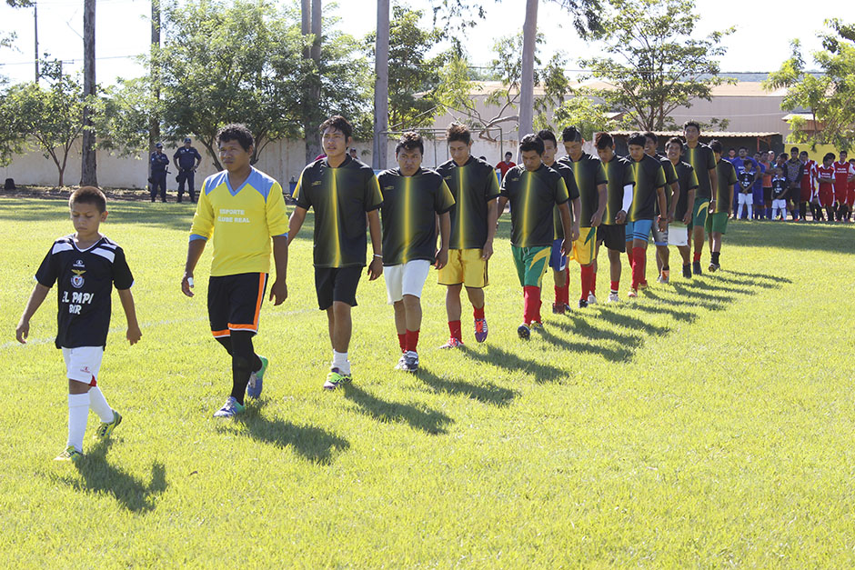 Abertura do Campeonato Bonitense de Futebol atrai 300 espectadores