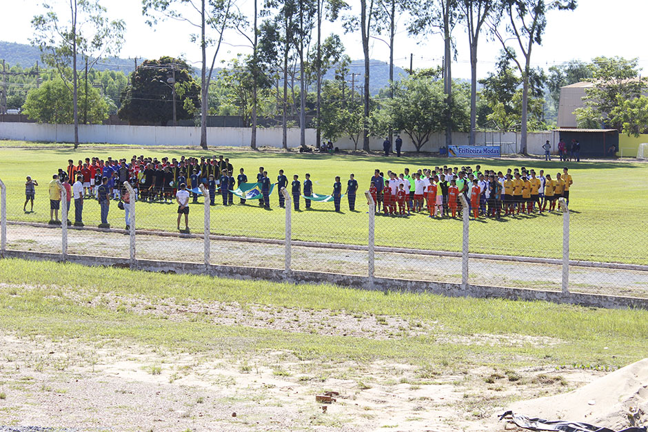 Abertura do Campeonato Bonitense de Futebol atrai 300 espectadores