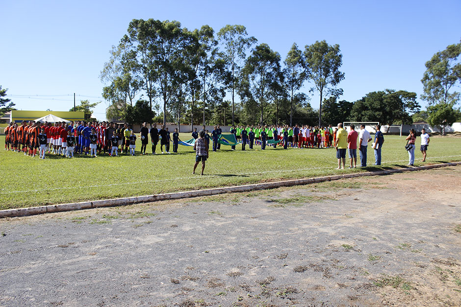 Abertura do Campeonato Bonitense de Futebol atrai 300 espectadores
