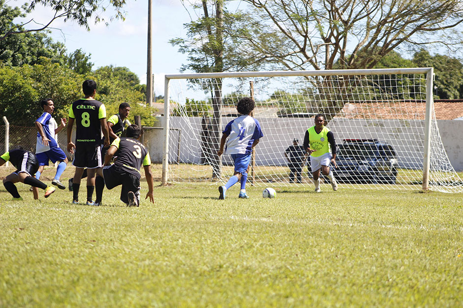 Abertura do Campeonato Bonitense de Futebol atrai 300 espectadores