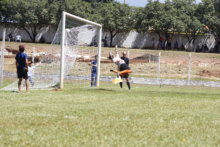 Abertura do Campeonato Bonitense de Futebol atrai 300 espectadores