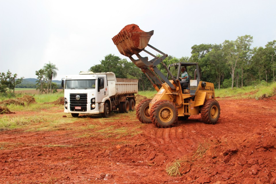 Obras em estrada da Gruta do Lago Azul beneficiam economia de Bonito