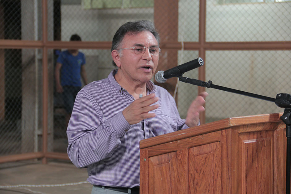 Juiz Odilon fala sobre família e o uso de drogas em palestra na rede municipal