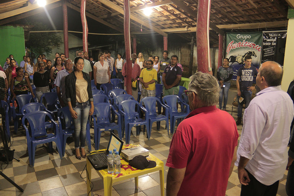 Prefeito lança projeto ambiental no Distrito de Águas do Miranda