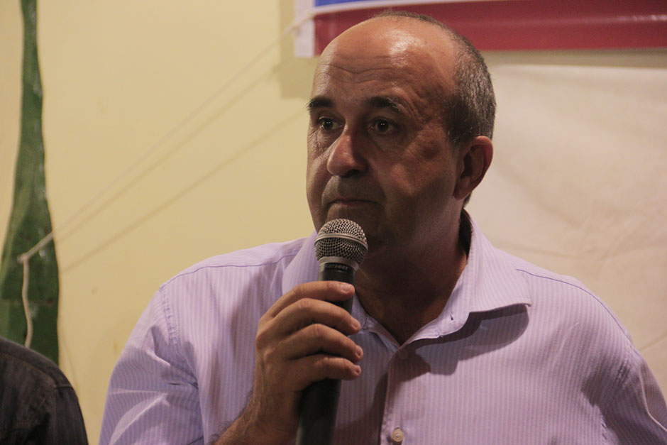 Prefeito lança projeto ambiental no Distrito de Águas do Miranda
