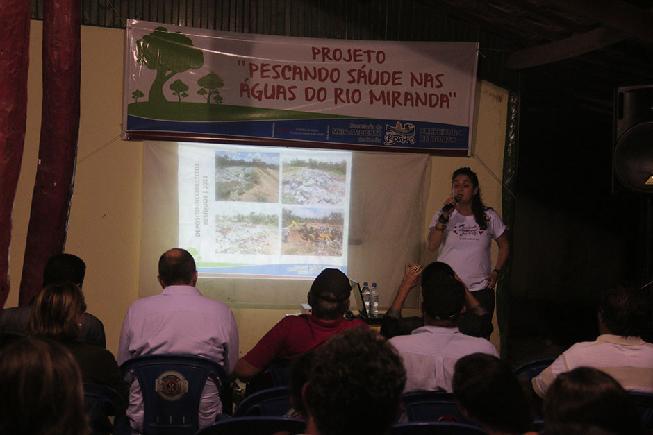 Prefeito lança projeto ambiental no Distrito de Águas do Miranda