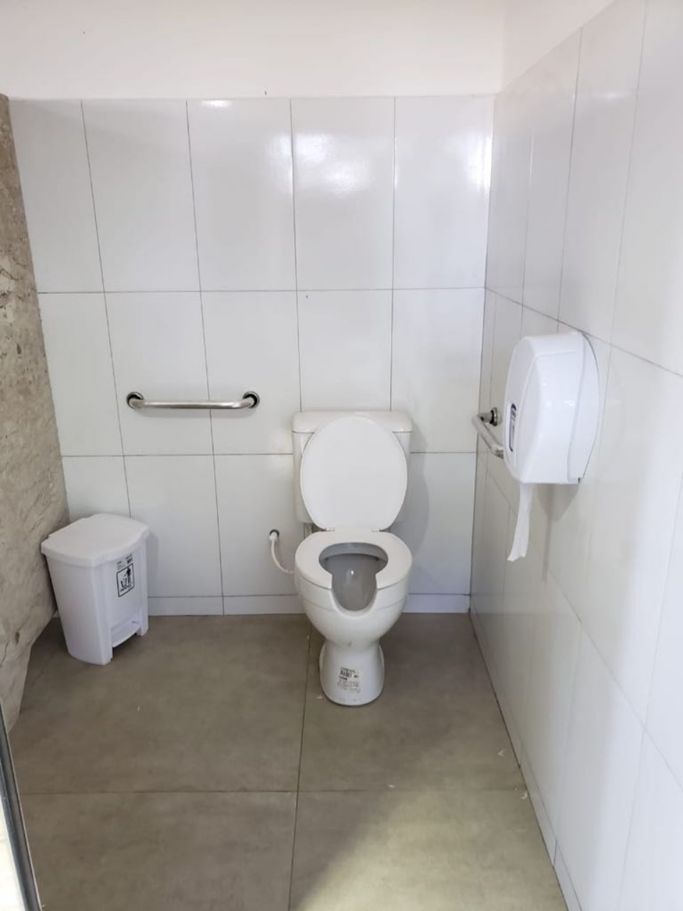 Prefeitura conclui reforma dos banheiros da Gruta