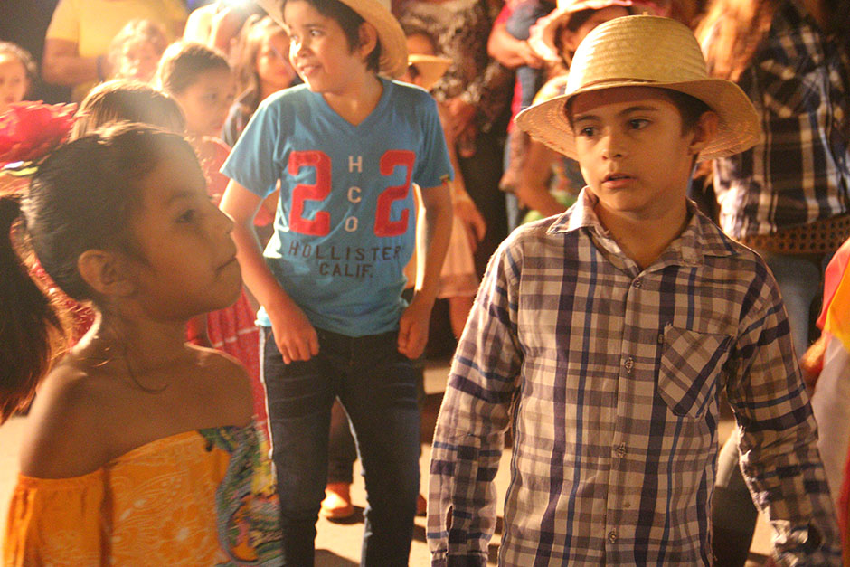 A 2ª noite do “Arraiá Sustentável da Capital do Ecoturismo” foi de muita alegria e animação.