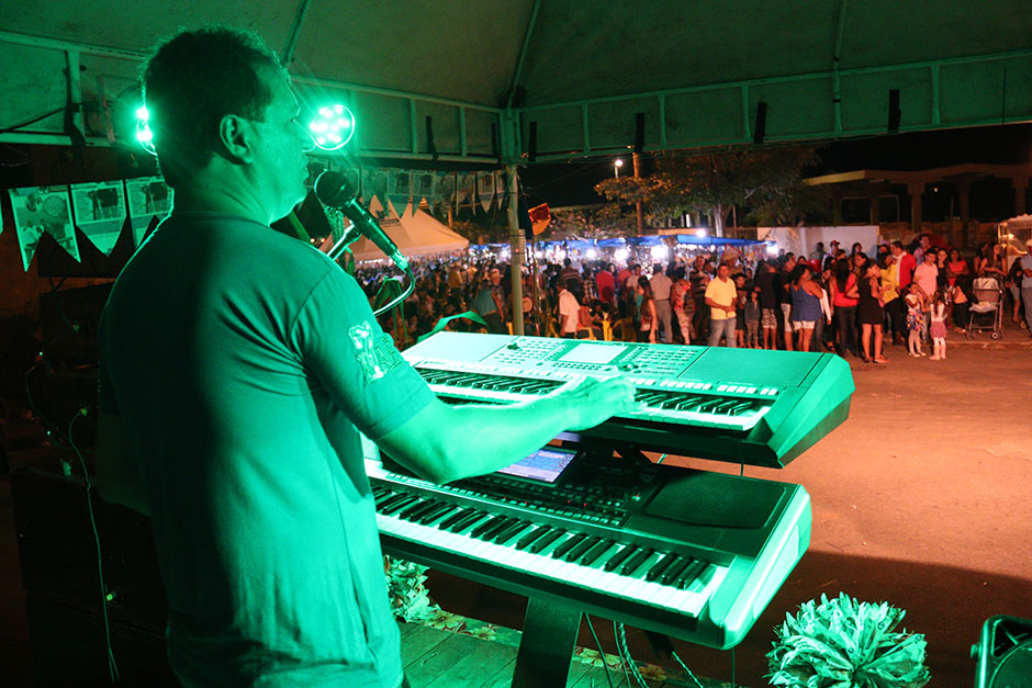 A 2ª noite do “Arraiá Sustentável da Capital do Ecoturismo” foi de muita alegria e animação.