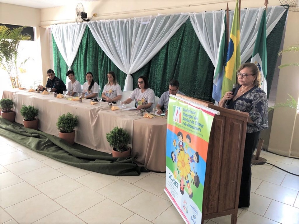 Conferência debate violência contra criança e adolescente