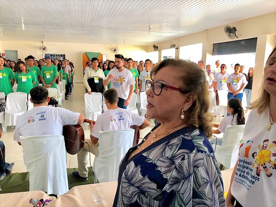 Conferência debate violência contra criança e adolescente