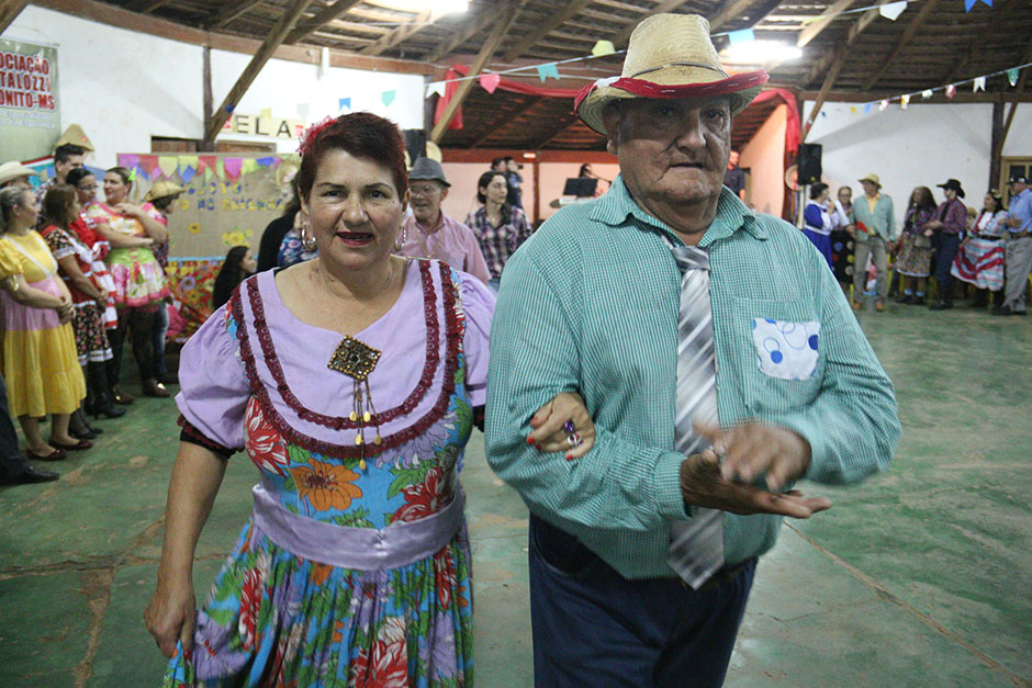Secretaria Municipal de Assistência Social Realizou Arraiá do Grupo Conviver Idosos