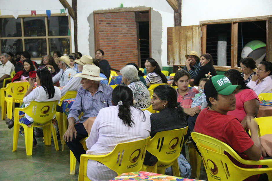 Secretaria Municipal de Assistência Social Realizou Arraiá do Grupo Conviver Idosos