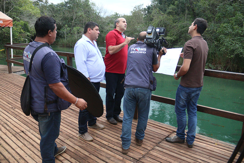 Prefeito Recebe Equipe da Rede Record