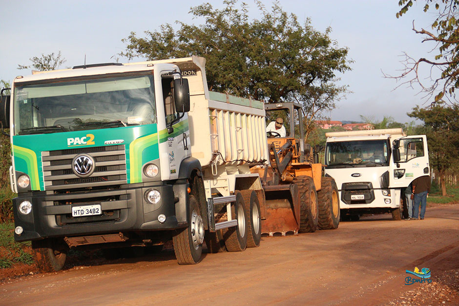Prefeitura Inicia Ação de Limpeza em Bairros da Cidade