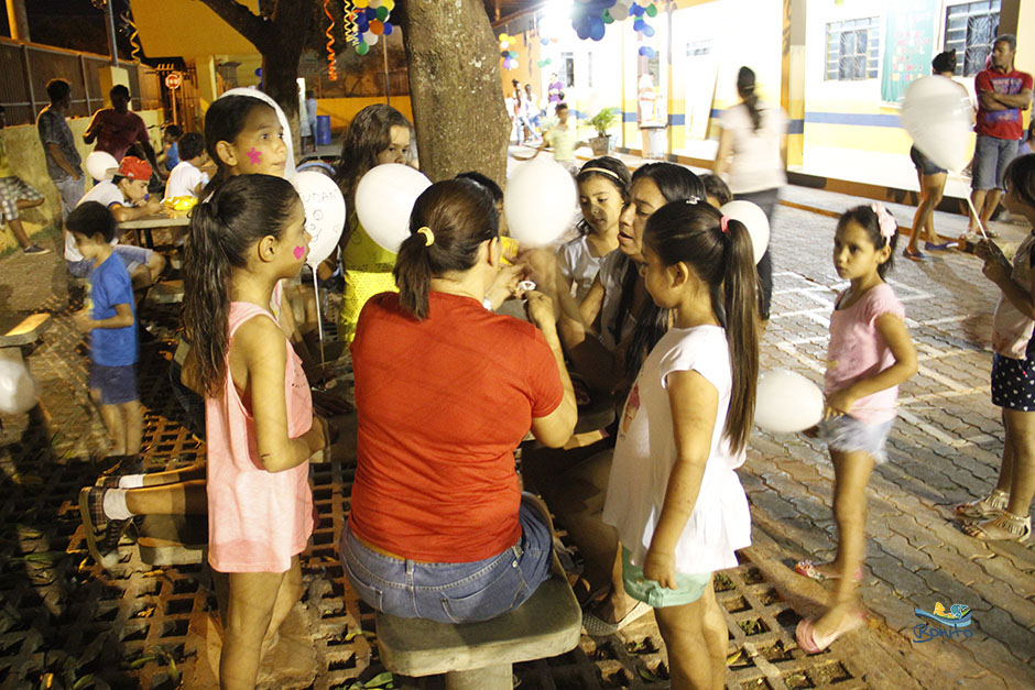 Escola Municipal Izaura Pinto Guimarães Realiza Festas em Homenagem aos Pais