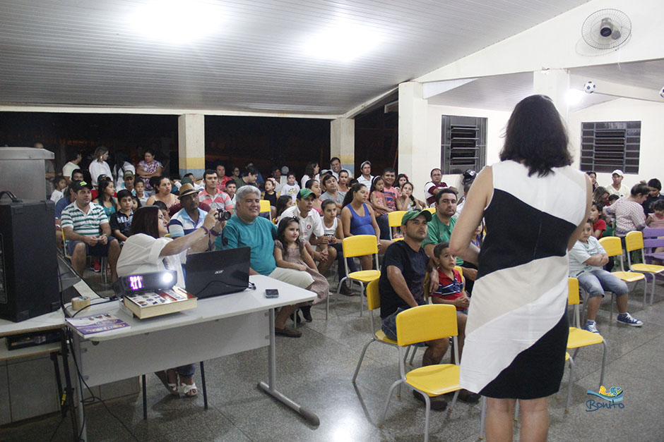 Escola Municipal João Alves da Nóbrega realiza festa para os Pais
